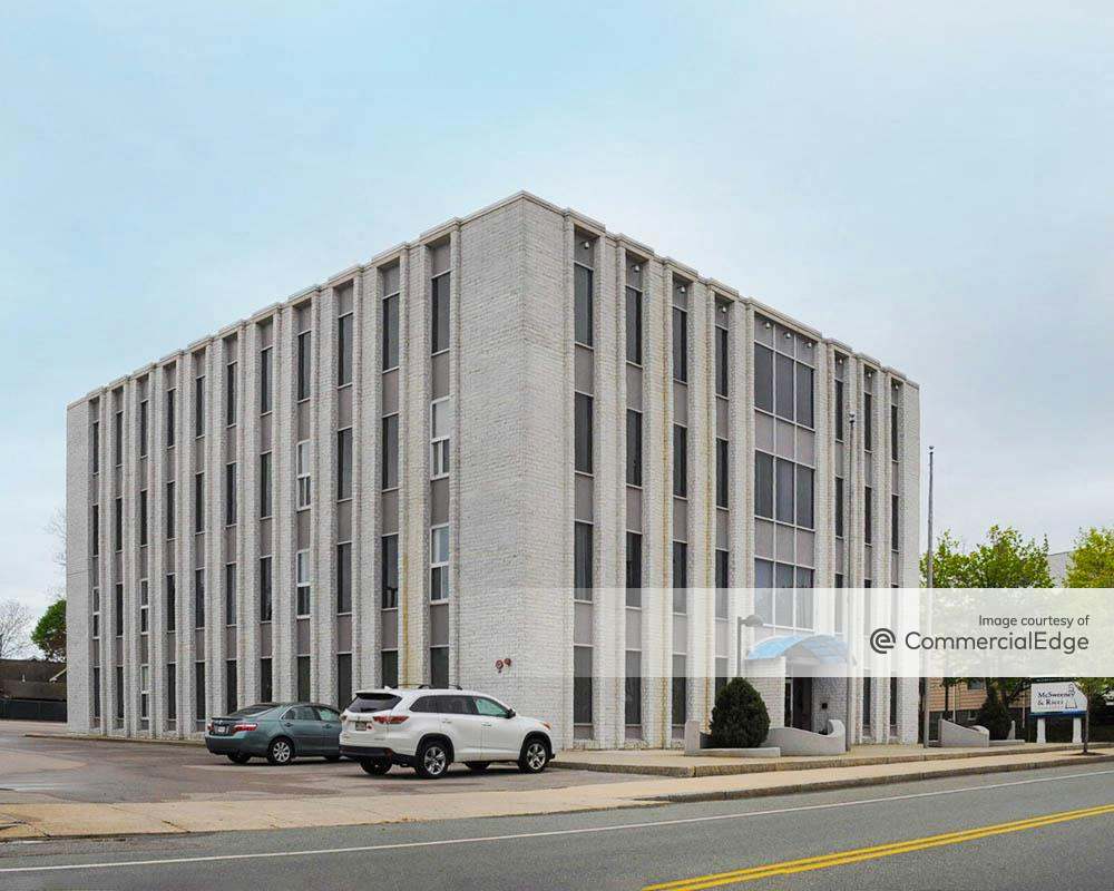 Braintree Professional Center 400 Washington Street, Braintree, MA